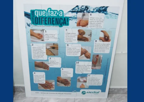 Display de parede em acrílico para loja São Paulo