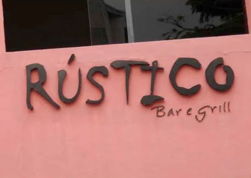 Letreiro luminoso em acrílico para loja São Paulo