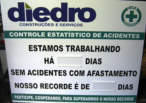 Placa de nome em aço escovado para profissional liberal São Paulo
