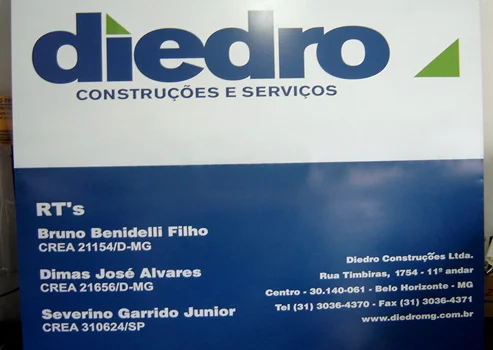 Placa institucional em aço inox com logomarca SP