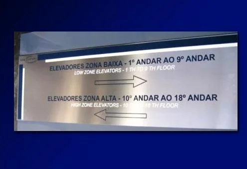 Placa direcional em aço inox para hospital São Paulo