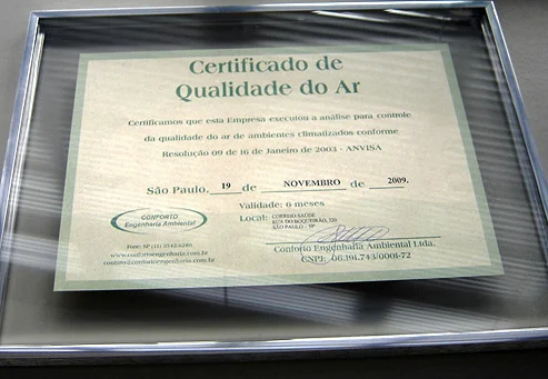 Troféu com base circular em acrílico sob medida São Paulo
