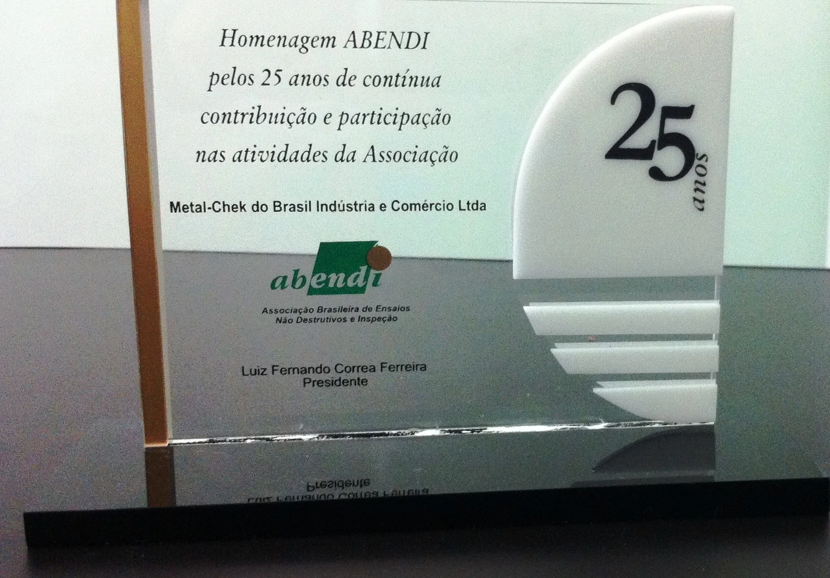 Placa de homenagem em aço escovado gravado SP