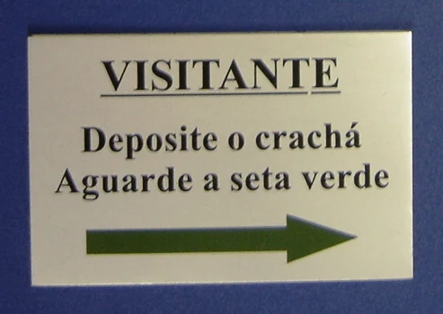 Placa em alumínio anodizado personalizada para empresa SP