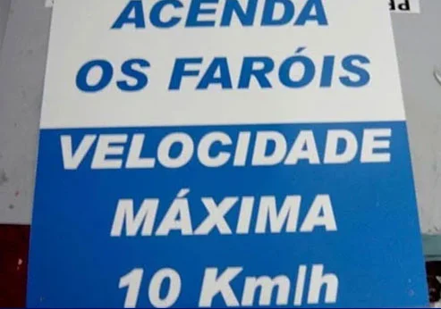 Placa de aviso em acrílico para área de lazer SP