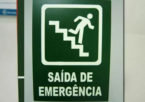 Placa de piscina com normas para condomínio SP